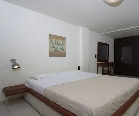 Apartment Agnanti Minia